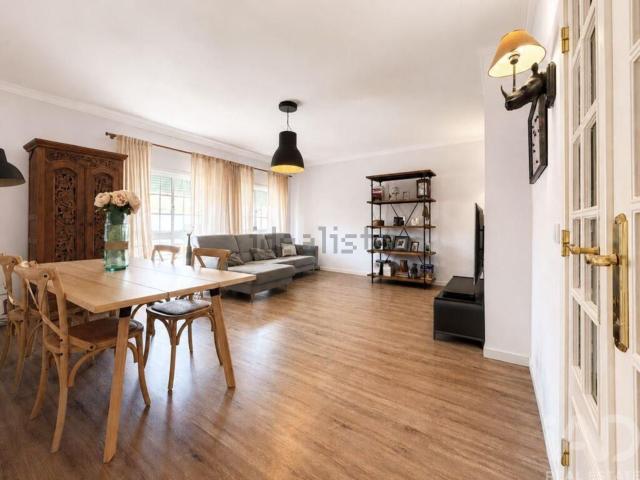 Apartamento, Amora