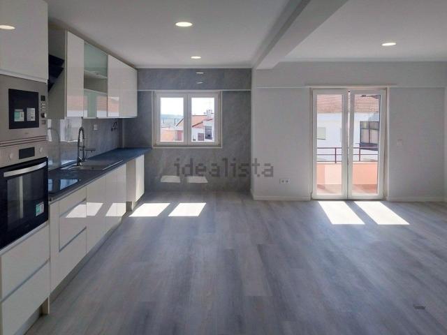 Apartamento, Amora