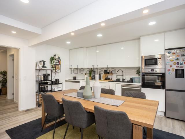 Apartamento, Amora