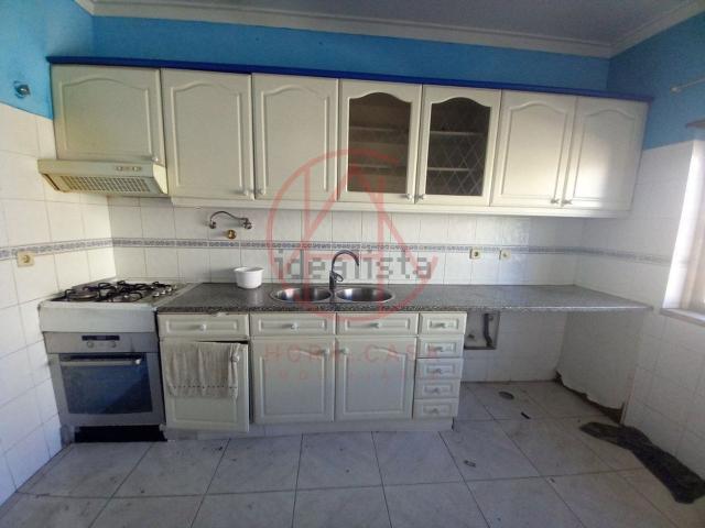 Apartamento, Amora