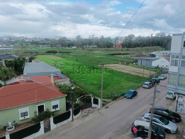 Apartamento, Amora