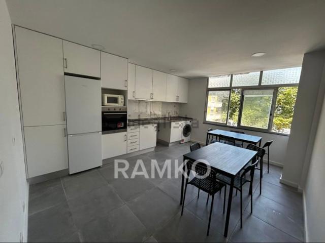 Apartamento, Amora
