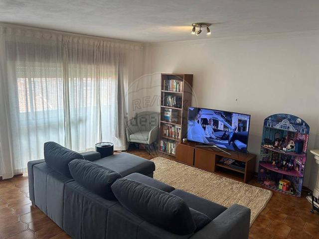 Apartamento, Amora
