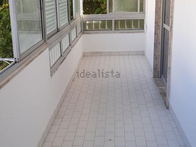 Apartamento, Amora