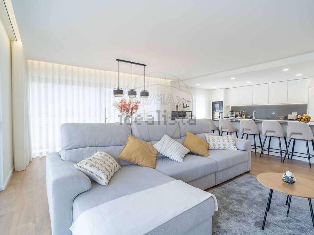 Apartamento, Amares e Figueiredo