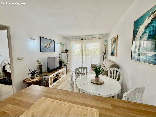 APARTAMENTO AMPLIO EN UNA URBANIZACIÓN VALLADA CON PISCINA Y PARKING COMUNITARIO