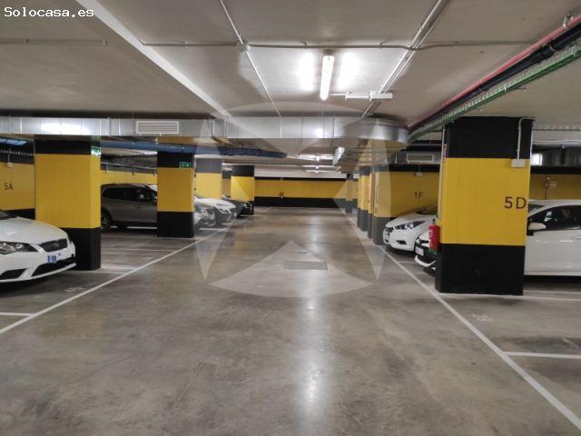 APARTAMENTO AMUEBLADO CON PLAZA DE GARAJE EN AVD. DE ELVAS