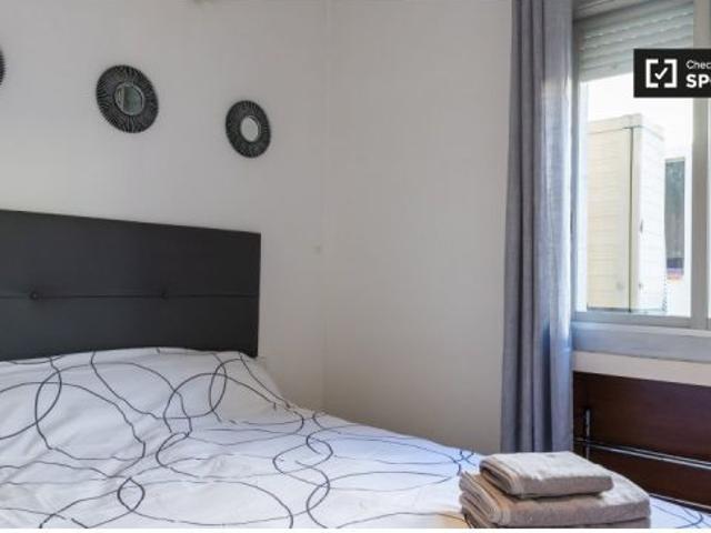 Apartamento amueblado de 2 dormitorios en alquiler en Gràcia
