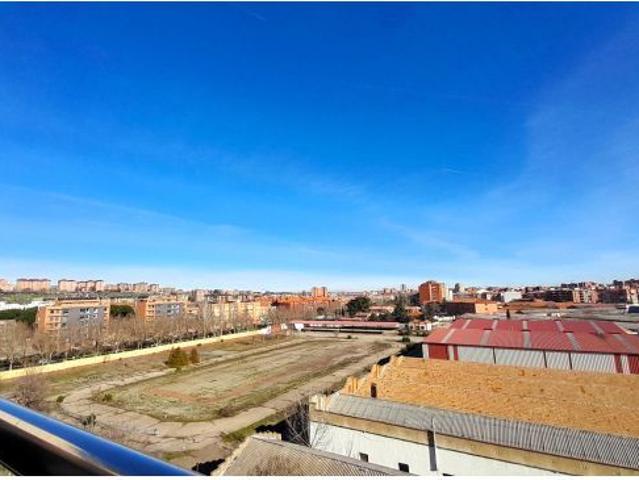 APARTAMENTO AMUEBLADO EN ALQUILER EN JARDINES DE ZORRILLA