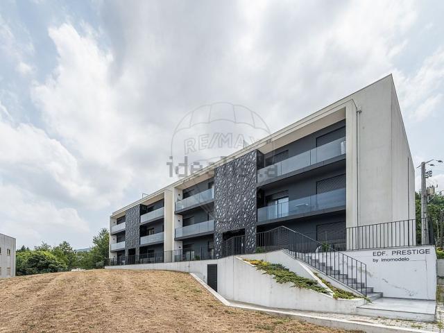 Apartamento, Arnoso e Sezures