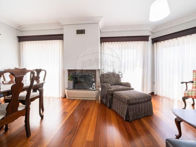 Apartamento, Aradas