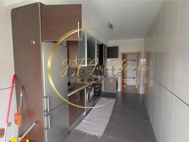 Apartamento, Aradas