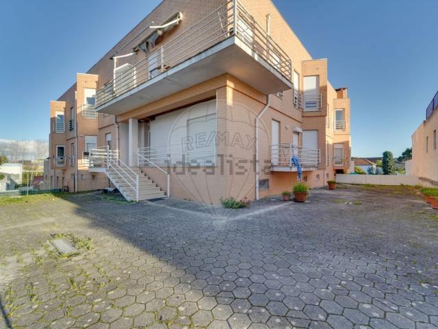 Apartamento, Aradas