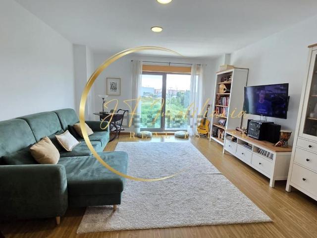 Apartamento, Aradas