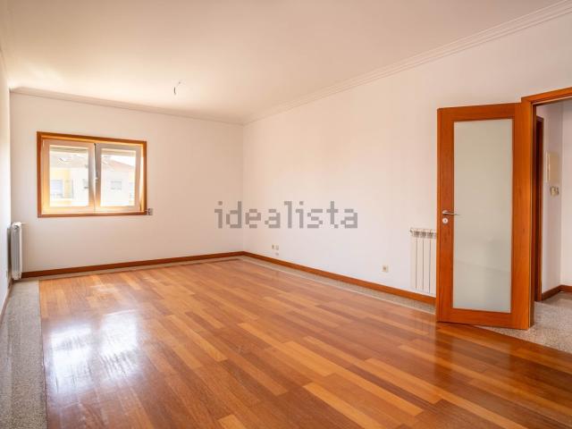 Apartamento, Aradas