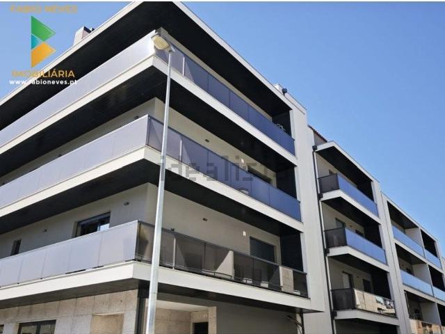 Apartamento, Arca e Ponte de Lima