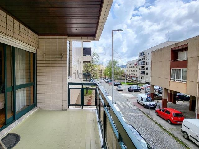 Apartamento, Arcozelo