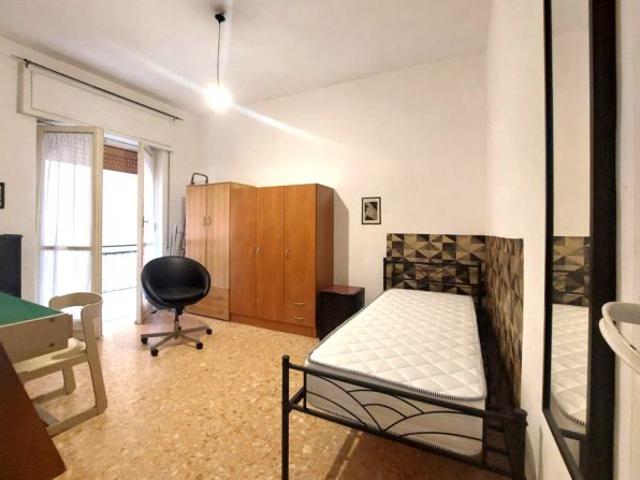 APARTAMENTO ARREDATO PER 2 STUDENTI/VIA DUOMO UNIERSITA' NA