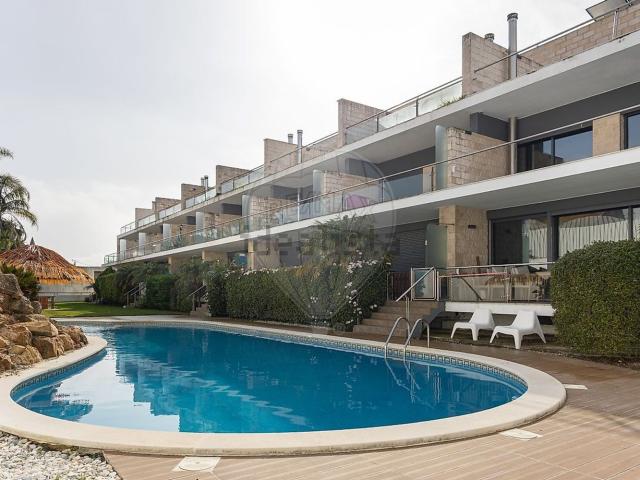 Apartamento, Atalaia e Alto Estanqueiro Jardia