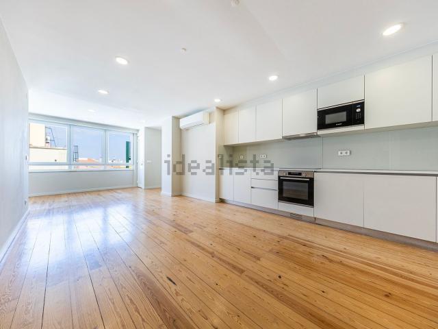 Apartamento, Avenidas Novas
