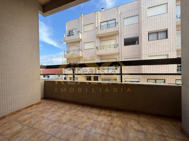 Apartamento, Aver o Mar Amorim Terroso