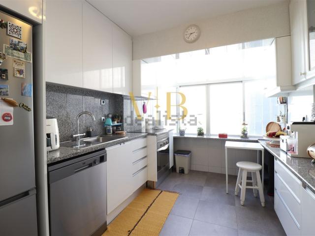 Apartamento, Aver o Mar Amorim Terroso