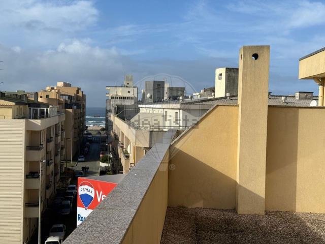 Apartamento, Aver o Mar Amorim Terroso