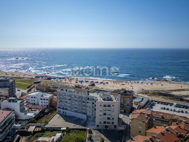 Apartamento, Aver o Mar Amorim Terroso