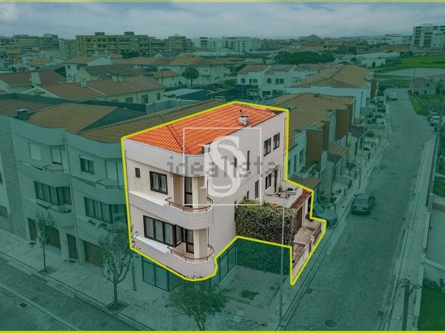 Apartamento, Aver o Mar Amorim Terroso