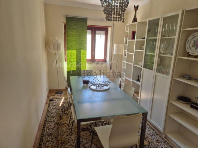Apartamento, Azeitão