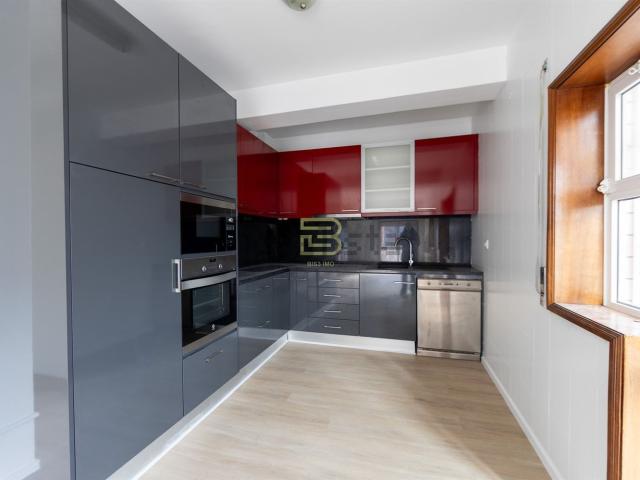 Apartamento, Baguim do Monte