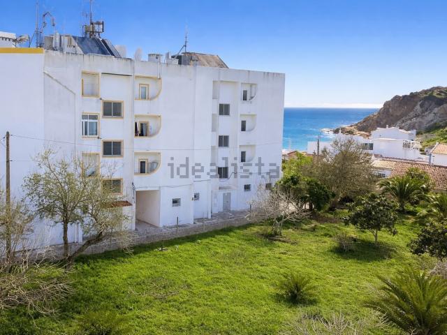 Apartamento, Budens