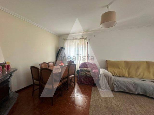 Apartamento, Bustos Troviscal Mamarrosa