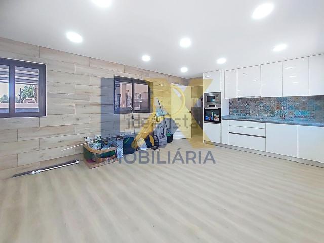 Apartamento, Bustos Troviscal Mamarrosa