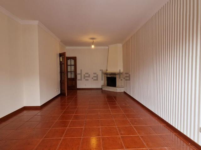 Apartamento, Campelo e Ovil