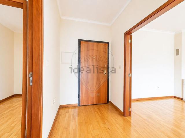 Apartamento, Campo e Sobrado