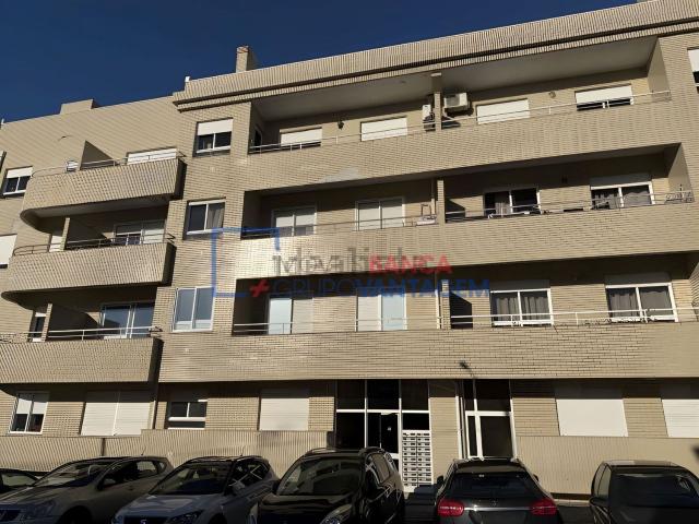 Apartamento, Canelas