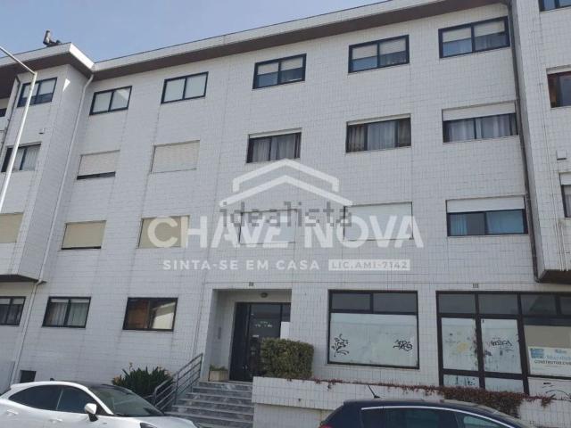 Apartamento, Canelas
