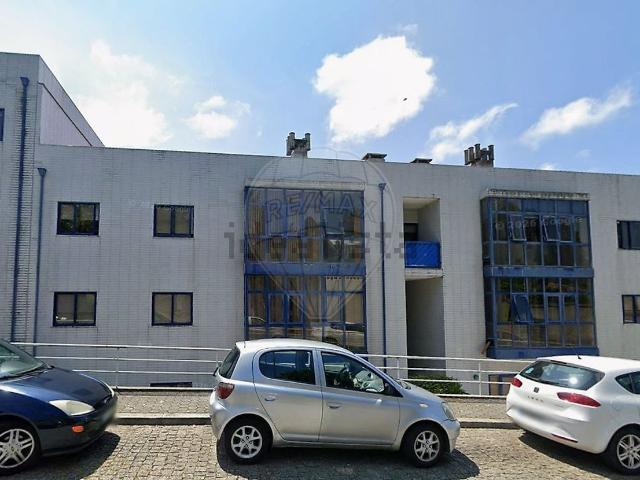 Apartamento, Canelas