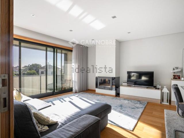 Apartamento, Canelas