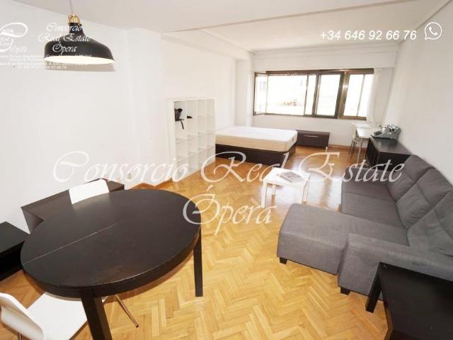 Apartamento calefacción / AACC central, incluido precio