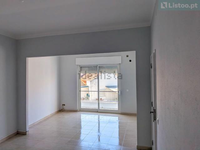 Apartamento, Cartaxo e Vale da Pinta
