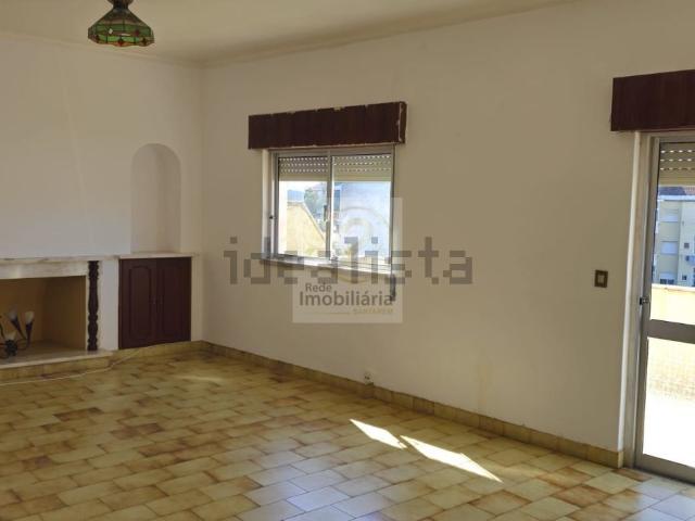 Apartamento, Cartaxo e Vale da Pinta