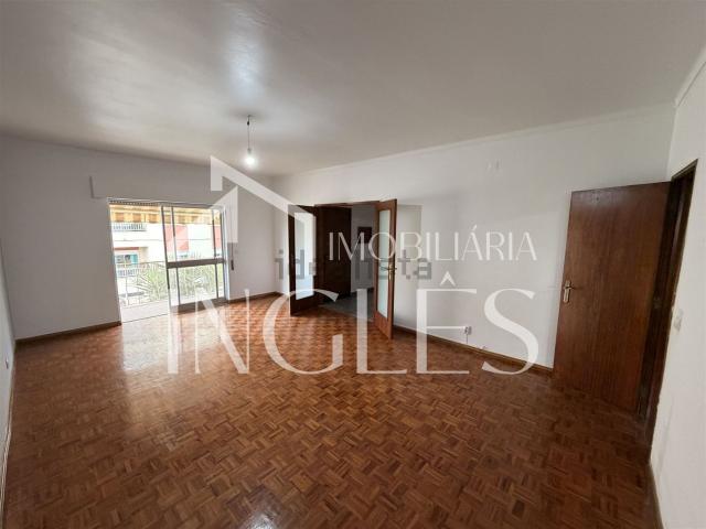 Apartamento, Cartaxo e Vale da Pinta