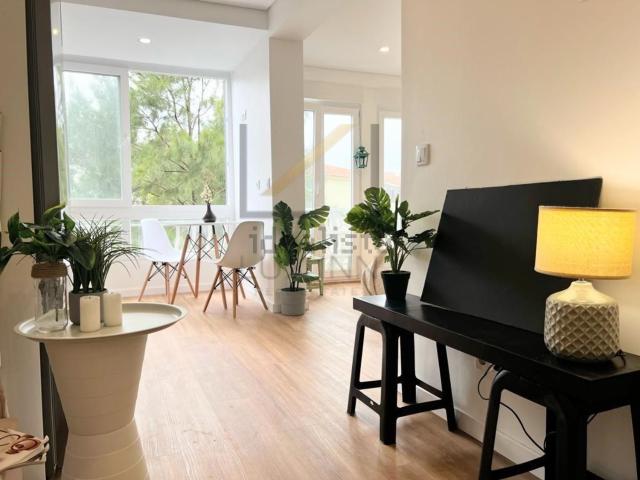 Apartamento, Carcavelos e Parede
