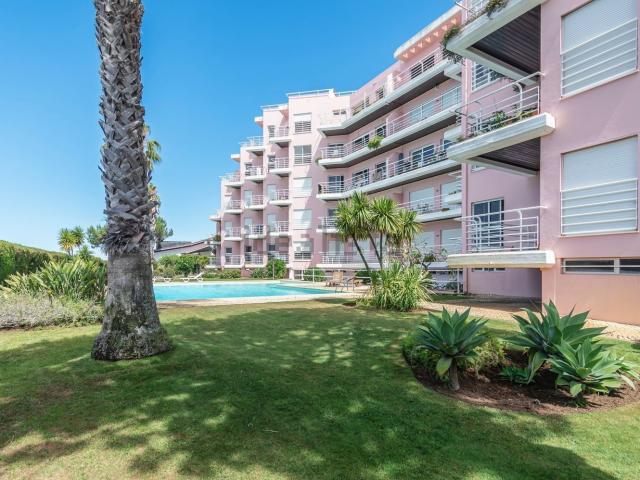 Apartamento, Carcavelos e Parede