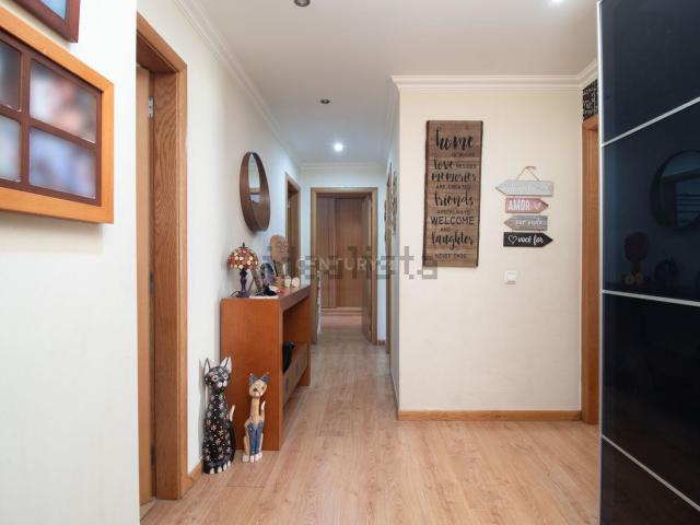 Apartamento, Carnaxide e Queijas
