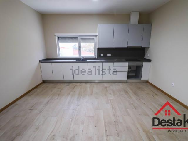 Apartamento, Cavernães