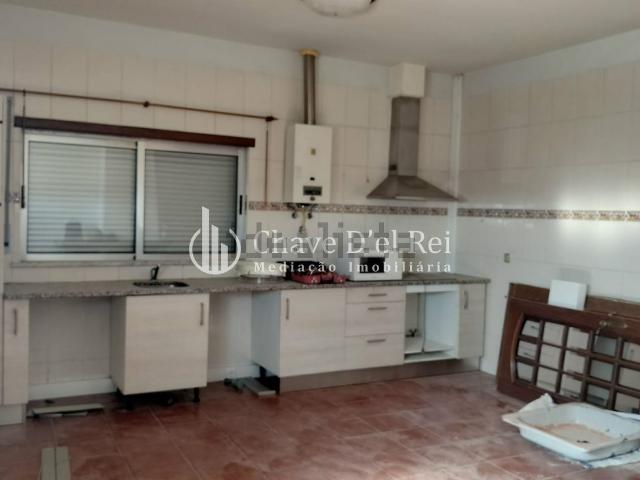 Apartamento, Cavernães