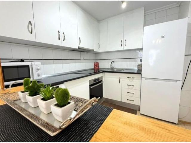 Apartamento céntrico y reformado 82 m2 3.ª planta con gran balcón ¡y a solo 150 m de la Playa de